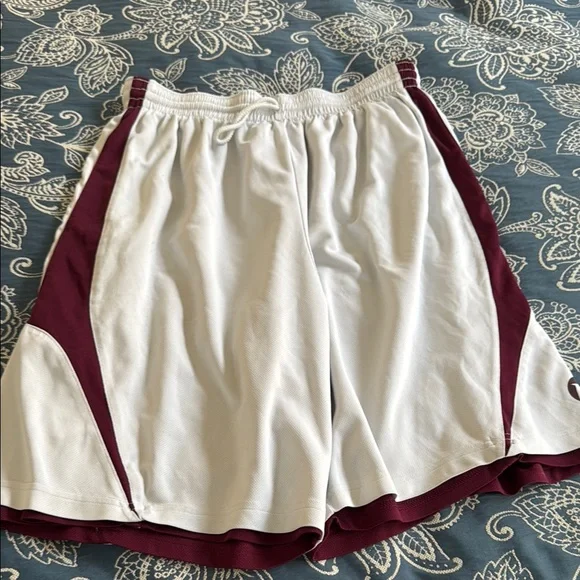 Maroon and White Men Shorts -L - Picture 6 of 9
